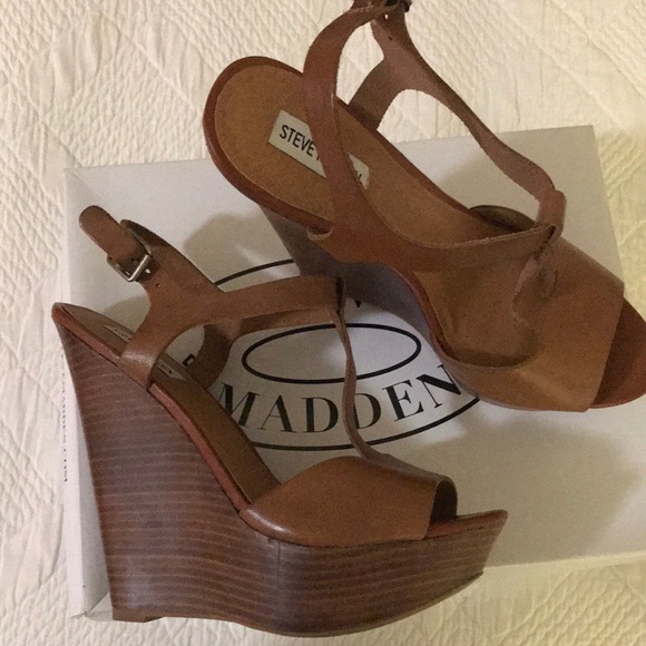 Steve Madden brown wedges—must go! - Picture 2 of 3